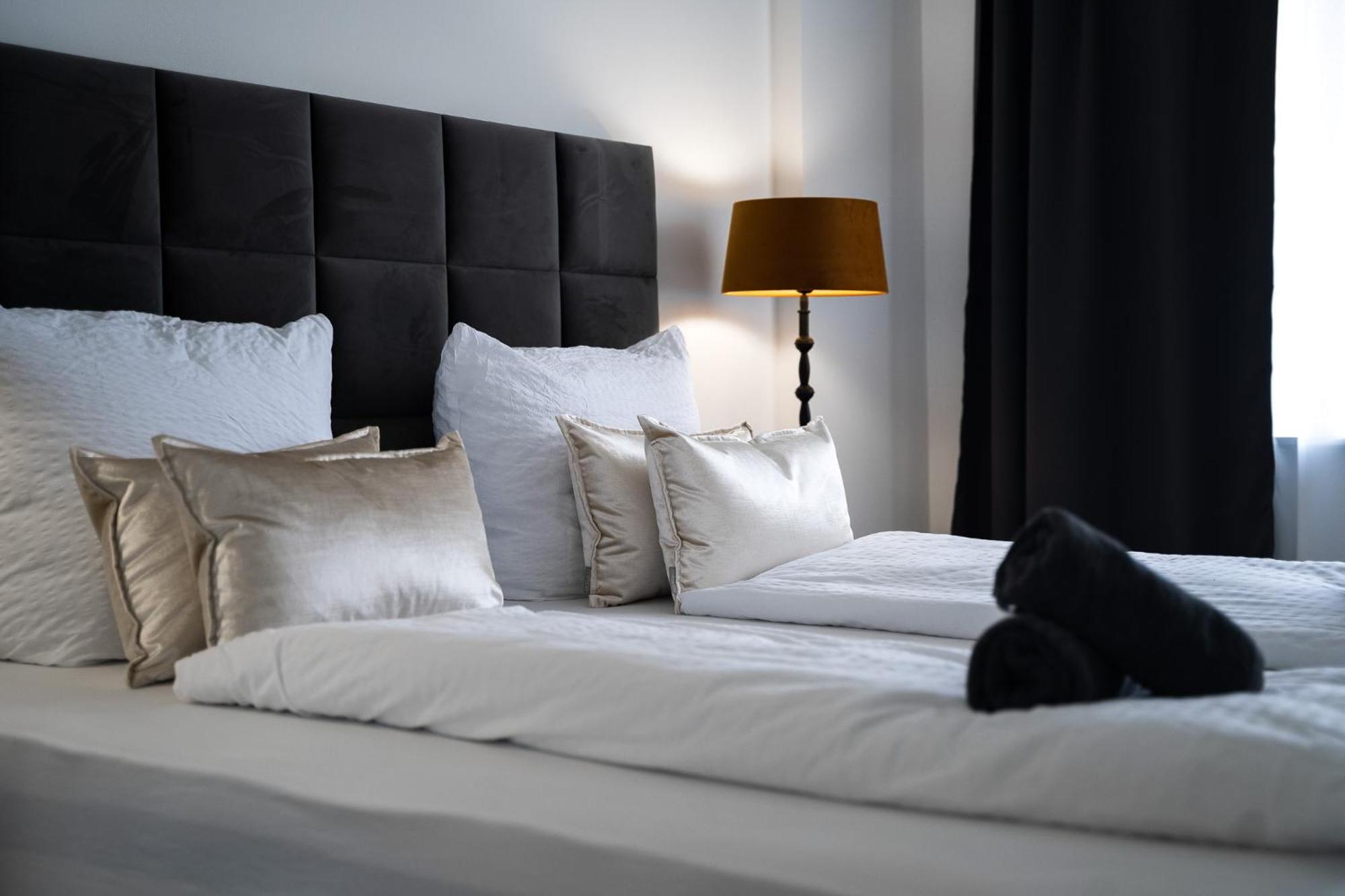 City Apartments By Junik Apartments เครเฟลด์ ภายนอก รูปภาพ